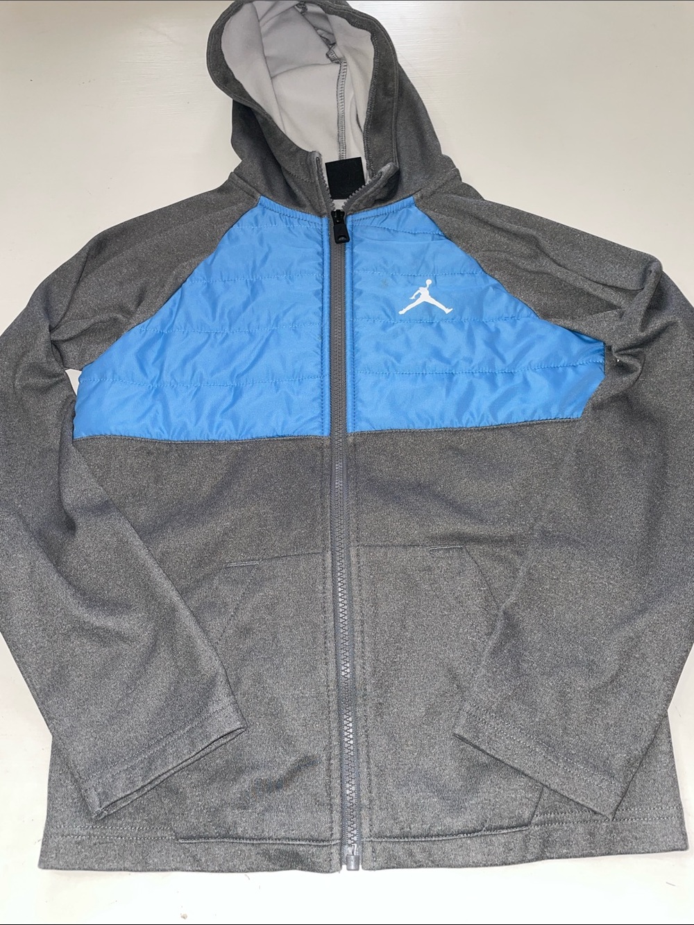 Jordan light weight hooded jacket size 10-12